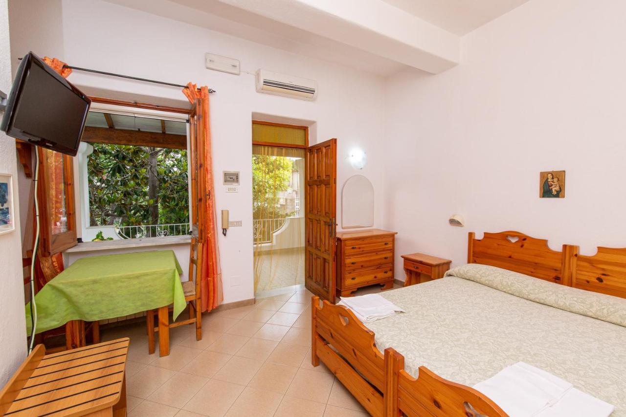 Residence Villa Tina Forio di Ischia Eksteriør billede